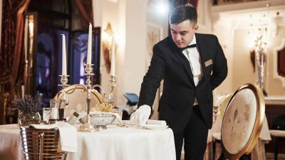 پذیرایی و سرو غذا